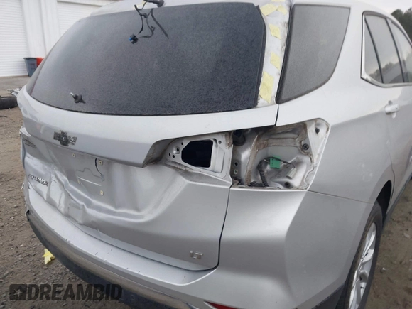 2018 Chevrolet Equinox LT with VIN 2GNAXJEV8J6252105, listed as a IAAI auction lot 41814264 with 104,167 mi miles. Bid and sale history available at carsss.com. Image 19.