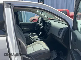 2022 Chevrolet Colorado 2WD Work Truck z VIN 1GCHSBEA5N1234355, wystawiony jako Copart lot #50045205 z przebiegiem 29 832 mil mil oraz Szkoda całkowita • Salvage title. Historia ofert i sprzedaży dostępna na DreamBid. Obrazek 5.