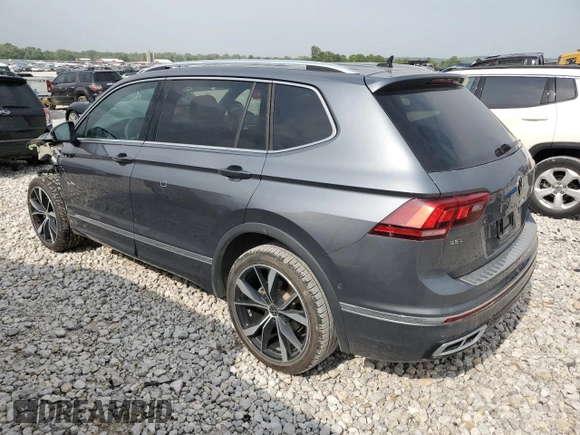 2024 Volkswagen Tiguan SEL R-Line with VIN 3VV4B7AX3RM199363, listed as a Copart auction lot 58811365 with 24,193 mi miles and Clean title. Bid and sale history available at DreamBid. Image 2.