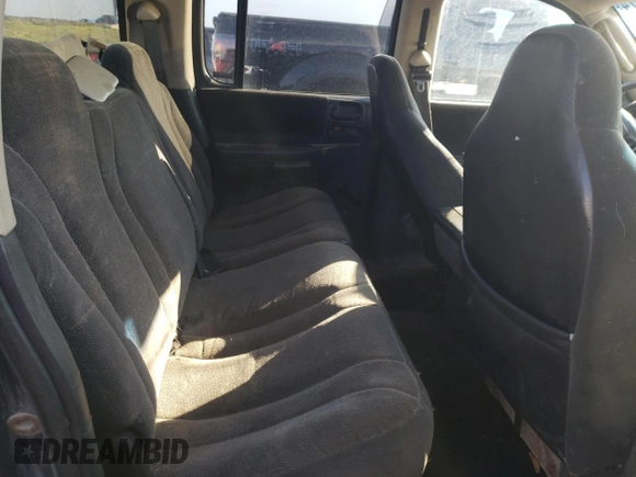 2001 Dodge Dakota Sport z VIN 1B7HL2AN51S225570, wystawiony jako Copart lot #66186174 z przebiegiem 295 142 mil mil oraz Szkoda całkowita • Salvage title. Historia ofert i sprzedaży dostępna na DreamBid. Obrazek 10.