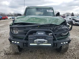 2022 Ford Bronco with VIN 1FMEE5DP0NLA81692, listed as a Copart auction lot 46881445 with 28,843 mi miles and Salvage Title. Bid and sale history available at DreamBid. Image 5.