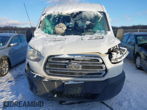 2018 Ford Transit Passenger XL z VIN 1FBAX2CM1JKA97858, wystawiony jako IAAI lot #41285058 z przebiegiem 252 805 mil mil oraz . Historia ofert i sprzedaży dostępna na DreamBid. Obrazek 12.