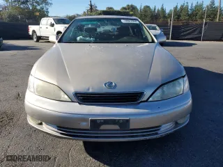 1997 Lexus ES 300 Luxury Sport Sdn with VIN JT8BF22G7V0064748, listed as a Copart auction lot 78067064 with 198,616 mi miles and Salvage Title. Bid and sale history available at carsss.com. Image 5.