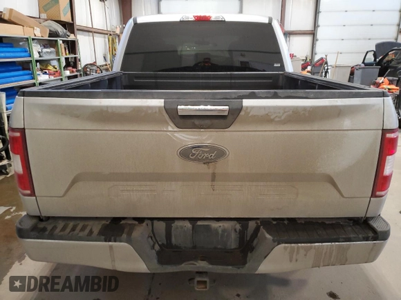 2019 Ford F-150 XL with VIN 1FTEW1EB4KKE25698, listed as a Copart auction lot 86572094 with 211,190 mi miles and Salvage Title. Bid and sale history available at carsss.com. Image 6.