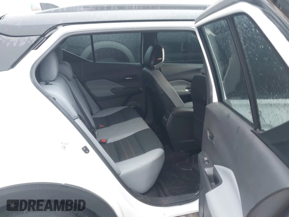 2023 Nissan Kicks SR with VIN 3N1CP5DV3PL492549, listed as a IAAI auction lot 41946715 with 19,063 mi miles. Bid and sale history available at carsss.com. Image 8.