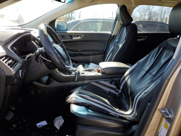 2020 Ford Edge SEL z VIN 2FMPK4J96LBA61574, wystawiony jako Copart lot #45883045 z przebiegiem 54 390 mil mil oraz Szkoda całkowita • Salvage title. Historia ofert i sprzedaży dostępna na DreamBid. Obrazek 7.