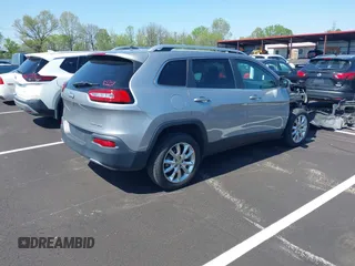 2017 Jeep Cherokee Limited with VIN 1C4PJLDB4HW517979, listed as a IAAI auction lot 41988609 with 116,500 mi miles. Bid and sale history available at carsss.com. Image 4.