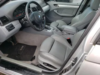 2004 BMW 3 Series 325i with VIN WBAAZ33414KP84853, listed as a Copart auction lot 52410235 with 109,397 mi miles and Clean Title. Bid and sale history available at carsss.com. Image 7.