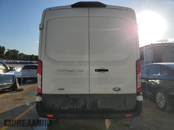 2023 Ford Transit Cargo z VIN 1FTBR2C8XPKC00992, wystawiony jako Copart lot #73199944 z przebiegiem 31 891 mil mil oraz Czysty tytuł • Clean title. Historia ofert i sprzedaży dostępna na DreamBid. Obrazek 6.