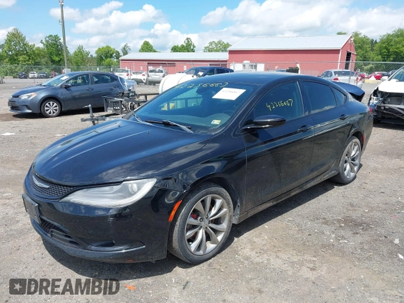 2015 Chrysler 200 S z VIN 1C3CCCBG0FN619746, wystawiony jako IAAI lot #42256667 z przebiegiem 210 572 mil mil oraz . Historia ofert i sprzedaży dostępna na DreamBid. Obrazek 2.