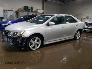 2014 Toyota Camry L with VIN 4T1BF1FKXEU435982, listed as a Copart auction lot 50631715 with 170,099 mi miles and Salvage Title. Bid and sale history available at carsss.com. Image 1.