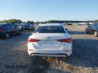 2025 Nissan Sentra SV z VIN 3N1AB8CVXSY205535, wystawiony jako IAAI lot #42012313 z przebiegiem 5460 mil mil oraz . Historia ofert i sprzedaży dostępna na DreamBid. Obrazek 16.