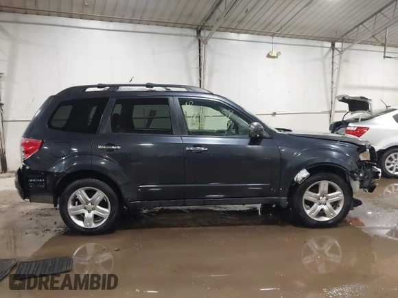 2010 Subaru Forester 2.5X Premium with VIN JF2SH6CCXAG902627, listed as a IAAI auction lot 41310057 with 160,873 mi miles. Bid and sale history available at carsss.com. Image 13.