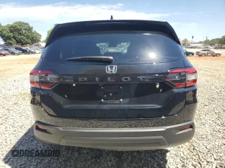 2023 Honda Pilot LX with VIN 5FNYG2H21PB004294, listed as a Copart auction lot 58257395 with 31,498 mi miles and Salvage title. Bid and sale history available at DreamBid. Image 6.