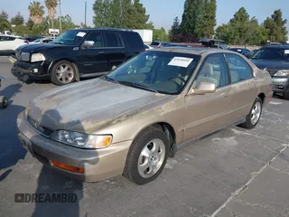 1997 Honda Accord Special Edition с VIN 1HGCD560XVA153364, выставлен на аукционе IAAI как лот 42428850 с пробегом 146 538 миль миль и . История ставок и продаж доступна на DreamBid. Изображение 6.