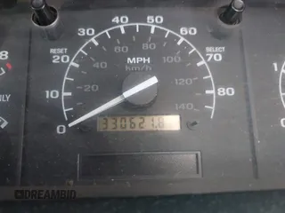1996 Ford F-250 with VIN 1FTHX26F0TEB68671, listed as a IAAI auction lot 41903909 with 330,621 mi miles. Bid and sale history available at carsss.com. Image 15.