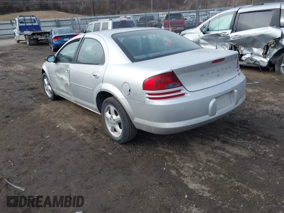 2005 Dodge Stratus SXT z VIN 1B3EL46R05N513027, wystawiony jako IAAI lot #41560225 z przebiegiem 213 877 mil mil oraz . Historia ofert i sprzedaży dostępna na DreamBid. Obrazek 3.
