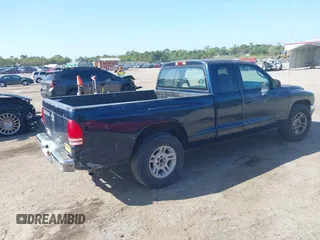 2001 Dodge Dakota Sport with VIN 1B7GL22N51S154848, listed as a IAAI auction lot 41941697 with 195,002 mi miles. Bid and sale history available at carsss.com. Image 4.