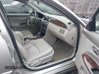 2008 Buick LaCrosse CXL with VIN 2G4WD582081245815, listed as a IAAI auction lot 41935941 with 115,331 mi miles. Bid and sale history available at carsss.com. Image 5.