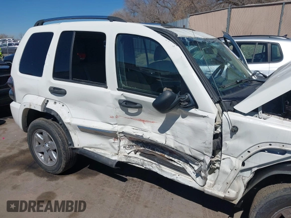 2006 Jeep Liberty Limited with VIN 1J4GL58KX6W180273, listed as a IAAI auction lot 41896673 with 146,404 mi miles. Bid and sale history available at carsss.com. Image 6.