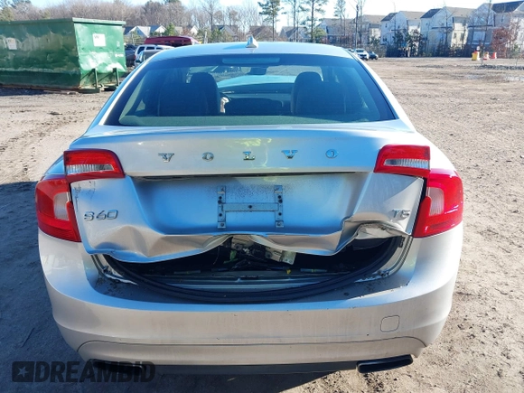 2016 Volvo S60 T5 Drive-E Premier z VIN YV126MFKXG1395519, wystawiony jako IAAI lot #41488969 z przebiegiem 109 130 mil mil oraz . Historia ofert i sprzedaży dostępna na DreamBid. Obrazek 15.
