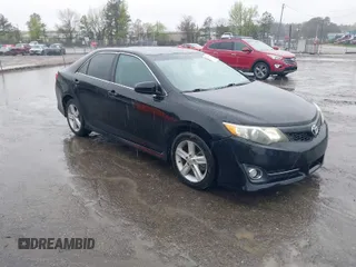 2012 Toyota Camry L with VIN 4T1BF1FK8CU017305, listed as a IAAI auction lot 42030659 with 221,079 mi miles. Bid and sale history available at carsss.com. Image 1.
