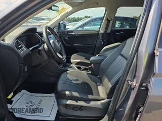 2024 Volkswagen Tiguan SE с VIN 3VV3B7AXXRM083203, выставлен на аукционе IAAI как лот 42813448 с пробегом 30 988 миль миль и . История ставок и продаж доступна на DreamBid. Изображение 20.