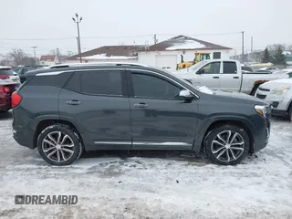 2019 GMC Terrain Denali with VIN 3GKALXEX2KL201449, listed as a IAAI auction lot 41566049 with 89,644 mi miles. Bid and sale history available at carsss.com. Image 13.