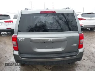 2013 Jeep Patriot Latitude with VIN 1C4NJPFB8DD129848, listed as a IAAI auction lot 40949386 with 168,839 mi miles and . Bid and sale history available at carsss.com. Image 16.