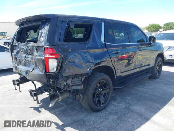 2022 Chevrolet Tahoe Commercial z VIN 1GNSCLED5NR336184, wystawiony jako IAAI lot #41729180 z przebiegiem 14 951 mil mil oraz . Historia ofert i sprzedaży dostępna na DreamBid. Obrazek 4.