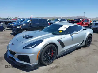 2016 Chevrolet Corvette Z06 2LZ z VIN 1G1YS2D64G5612988, wystawiony jako IAAI lot #42283770 z przebiegiem 22 382 mil mil oraz . Historia ofert i sprzedaży dostępna na DreamBid. Obrazek 17.