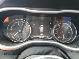 2017 Jeep Cherokee Trailhawk z VIN 1C4PJMBSXHW557783, wystawiony jako Copart lot #53978135 z przebiegiem 103 554 mil mil oraz Szkoda całkowita • Salvage title. Historia ofert i sprzedaży dostępna na DreamBid. Obrazek 9.