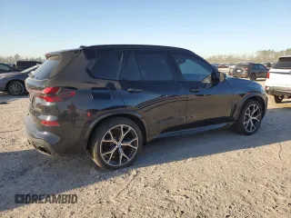 2024 BMW X5 M60i with VIN 5UX33EU03R9U82028, listed as a Copart auction lot 49480305 with 35,747 mi miles and Salvage Title. Bid and sale history available at carsss.com. Image 3.