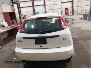 2002 Ford Focus ZX3 с VIN 3FAFP31342R171472, выставлен на аукционе IAAI как лот 41916406 с пробегом 334 934 миль миль и . История ставок и продаж доступна на DreamBid. Изображение 16.
