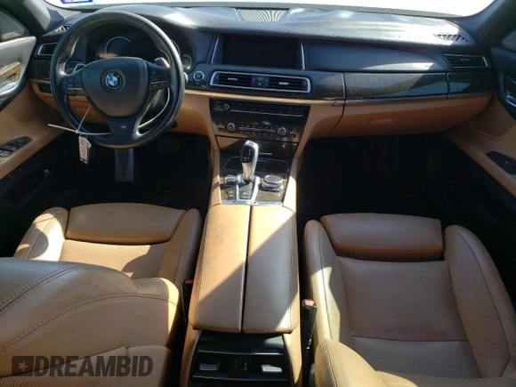 2015 BMW 7 Series 740Li xDrive with VIN WBAYF4C51FGS99088, listed as a Copart auction lot 47593145 with 133,825 mi miles and Salvage Title. Bid and sale history available at carsss.com. Image 8.