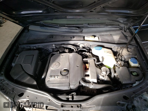 2005 Volkswagen Passat GLS with VIN WVWAD63B05E081309, listed as a Copart auction lot 43903625 with 151,076 mi miles and Salvage title. Bid and sale history available at DreamBid. Image 12.