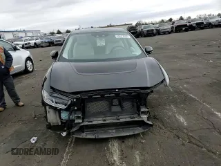 2019 Jaguar I-Pace HSE with VIN SADHD2S13K1F61760, listed as a Copart auction lot 89027055 with 46,924 mi miles and Salvage title. Bid and sale history available at DreamBid. Image 11.