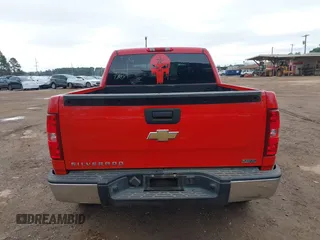 2011 Chevrolet Silverado 1500 with VIN 3GCPCPEA3BG174921, listed as a IAAI auction lot 41714566 with 180,806 mi miles and . Bid and sale history available at DreamBid. Image 16.