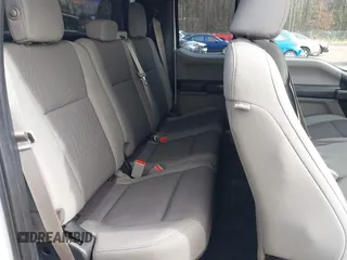 2017 Ford F-150 XL z VIN 1FTEX1CG3HKC91769, wystawiony jako IAAI lot #41191472 z przebiegiem 113 897 mil mil oraz . Historia ofert i sprzedaży dostępna na DreamBid. Obrazek 8.