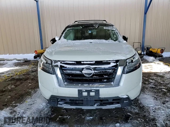 2024 Nissan Pathfinder Platinum z VIN 5N1DR3DK2RC225287, wystawiony jako Copart lot #89407945 z przebiegiem 20 991 mil mil oraz Szkoda całkowita • Salvage title. Historia ofert i sprzedaży dostępna na DreamBid. Obrazek 12.