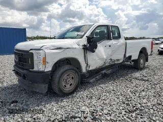 2023 Ford F-250 XL with VIN 1FT7X2BA4PEC40595, listed as a Copart auction lot 64612205 with 79,599 mi miles and Salvage title. Bid and sale history available at DreamBid. Image 1.