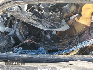 2016 Volkswagen Beetle SE с VIN 3VWJ17ATXGM612150, выставлен на аукционе Copart как лот 76393894 с пробегом Не указан миль и На запчасти • Non repairable. История ставок и продаж доступна на DreamBid. Изображение 7.