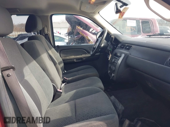 2008 Chevrolet Avalanche LTZ z VIN 3GNEC12098G124282, wystawiony jako IAAI lot #41626495 z przebiegiem 211 642 mil mil oraz . Historia ofert i sprzedaży dostępna na DreamBid. Obrazek 5.