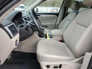 2019 Volkswagen Atlas SE with VIN 1V2LR2CA0KC505636, listed as a Copart auction lot 47648835 with 107,426 mi miles and Salvage title. Bid and sale history available at DreamBid. Image 7.