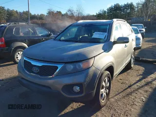 2012 Kia Sorento LX with VIN 5XYKT3A65CG240227, listed as a IAAI auction lot 41009682 with 276,573 mi miles. Bid and sale history available at carsss.com. Image 2.