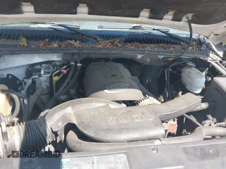 2006 Chevrolet Tahoe Z71 with VIN 1GNEC13Z96R148690, listed as a IAAI auction lot 42621389 with 237,579 mi miles and . Bid and sale history available at DreamBid. Image 10.