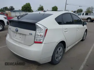 2011 Toyota Prius I with VIN JTDKN3DU3B0311577, listed as a IAAI auction lot 42126386 with 165,567 mi miles. Bid and sale history available at carsss.com. Image 4.