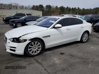 2019 Jaguar XE 25t z VIN SAJAR4FX4KCP48324, wystawiony jako Copart lot #53847835 z przebiegiem 94 378 mil mil oraz Szkoda całkowita • Salvage title. Historia ofert i sprzedaży dostępna na DreamBid. Obrazek 1.