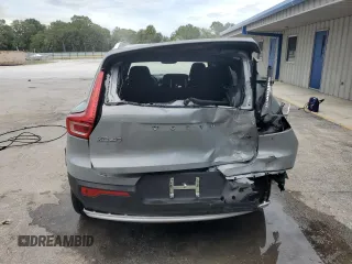 2024 Volvo XC40 Core Bright Theme с VIN YV4L12UK1R2352049, выставлен на аукционе Copart как лот 61442035 с пробегом 20 156 миль миль и Чистый • Clean title. История ставок и продаж доступна на DreamBid. Изображение 6.