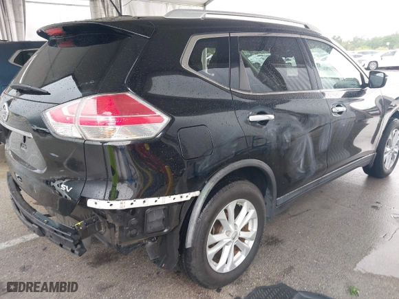 2015 Nissan Rogue S with VIN KNMAT2MT5FP502160, listed as a IAAI auction lot 41947071 with 112,056 mi miles. Bid and sale history available at carsss.com. Image 4.